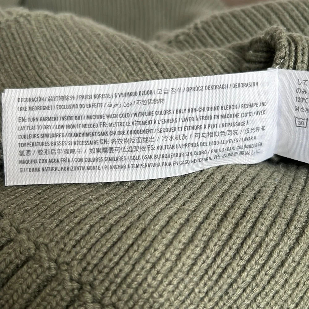 Abercrombie & Fitch Notch-neck Sweater - Picture 4 of 4